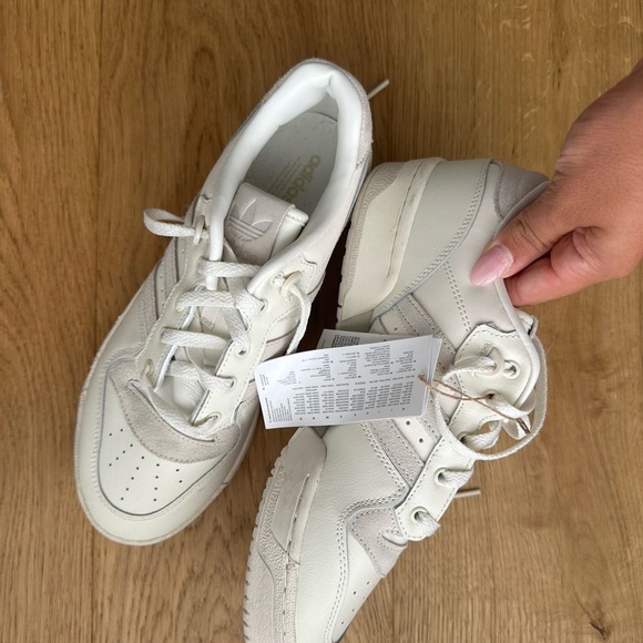 Adidas White and Grey Rivalry Low - Picture 5 of 5